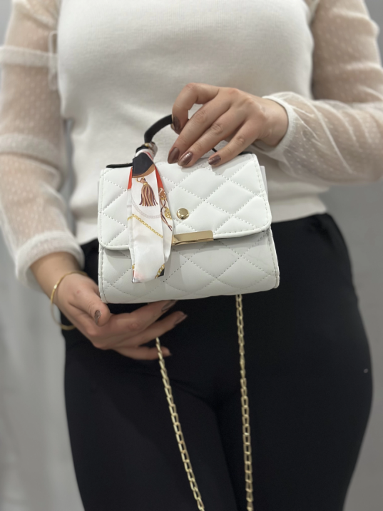 Beyaz cilt zoje çanta