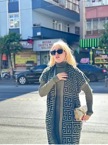 Siyah Çizgi Desenli Elbiseli Hırka Triko Takım Haki