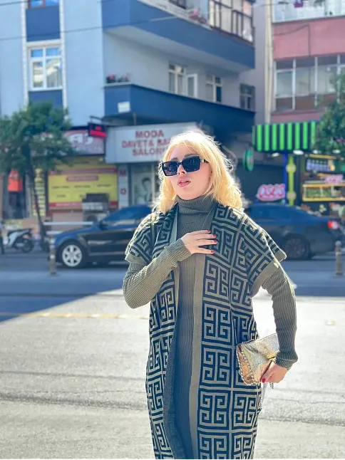 Siyah Çizgi Desenli Elbiseli Hırka Triko Takım Haki