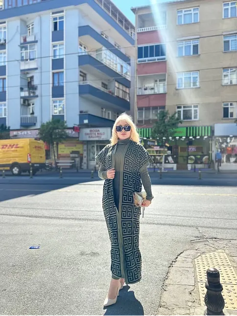 Siyah Çizgi Desenli Elbiseli Hırka Triko Takım Haki