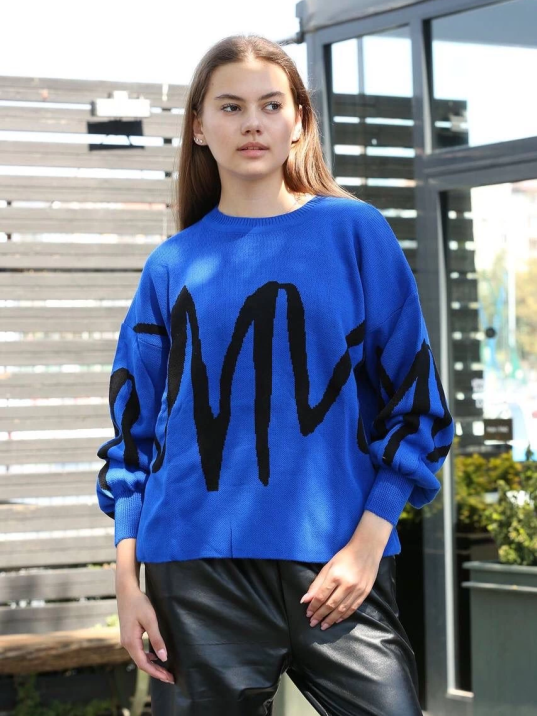 Siyah çizgili bisiklet yaka kazak Saks Siyah çizgili bisiklet yaka kazak Saks