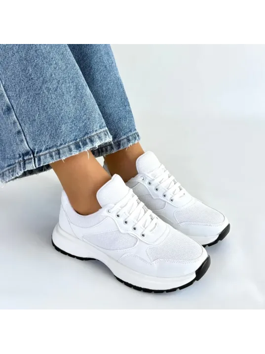 Slar Beyaz Cilt Bağcıklı Spor Ayakkabı Slar Beyaz Cilt Bağcıklı Spor Ayakkabı