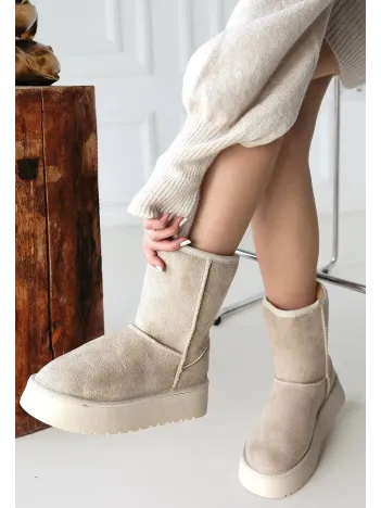 Sophia Bej Süet Bot Sophia Bej Süet Bot