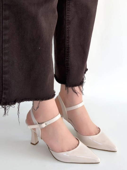 Suden Bej Rugan Topuklu Ayakkabı