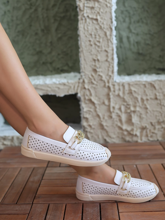 Tawin Beyaz Cilt Babet Ayakkabı Tawin Beyaz Cilt Babet Ayakkabı