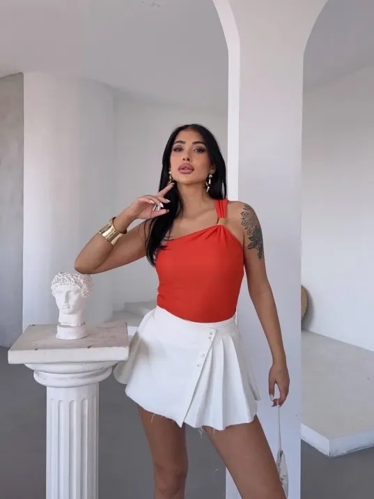 Tek Omuzlu Otoman Kumaş Gold Metal Detaylı Bluz S2311 Tek Omuzlu Otoman Kumaş Gold Metal Detaylı Bluz S2311