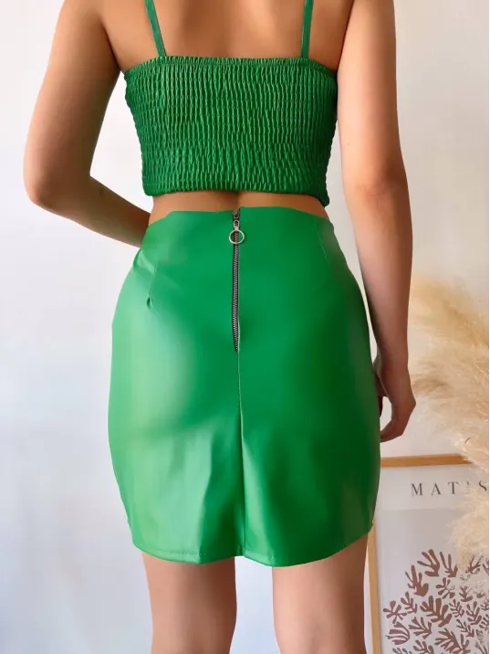 Tek Yırtmaçlı Arkadan Fermuarlı Deri Etek Yeşil S24475