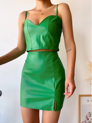 Tek yırtmaçlı arkadan fermuarlı deri etek yeşil s24475 Tek yırtmaçlı arkadan fermuarlı deri etek yeşil s24475