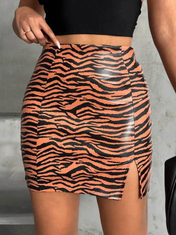 Tek yırtmaçlı zebra desenli deri etek kahvesiyah w24475-S Tek yırtmaçlı zebra desenli deri etek kahvesiyah w24475-S