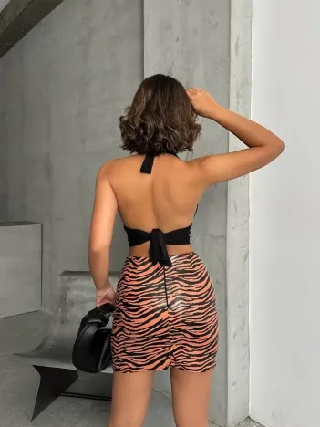 Tek Yırtmaçlı Zebra Desenli Deri Etek Kahvesiyah W24475-s