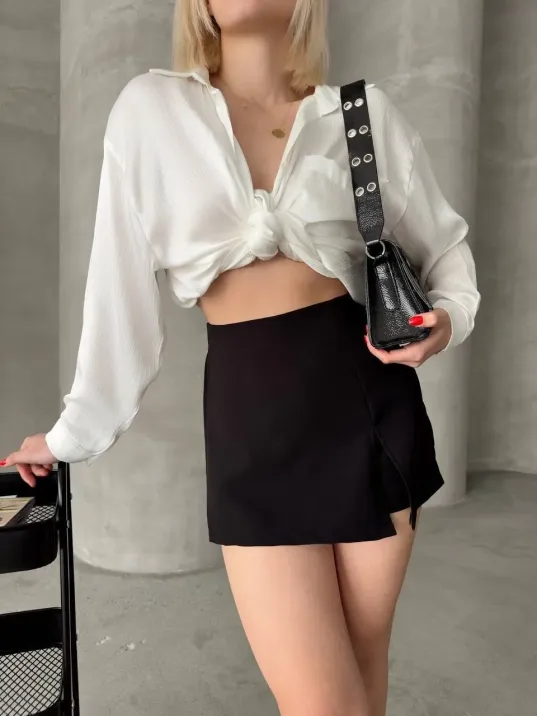 Tek Yırtmajlı Şort Etek