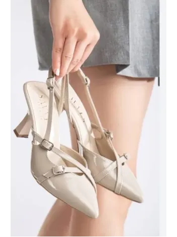 Tetti Bej Rugan Topuklu Ayakkabı