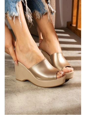 Tlay Bej Cilt Dolgu Topuk Terlik Tlay Bej Cilt Dolgu Topuk Terlik