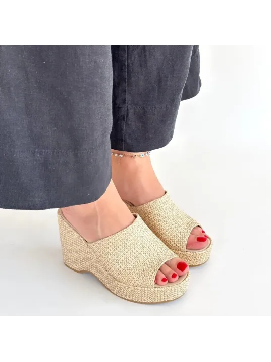 Tlay Bej Hasır Dokumalı Dolgu Topuk Terlik Tlay Bej Hasır Dokumalı Dolgu Topuk Terlik