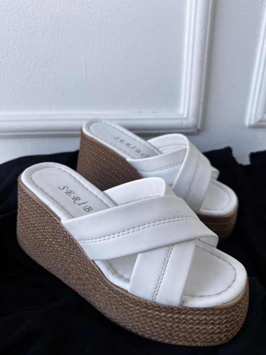 Tmak Beyaz Cilt Dolgu Topuk Terlik Tmak Beyaz Cilt Dolgu Topuk Terlik