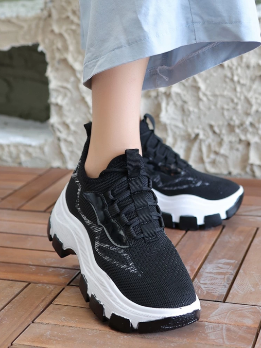 Toga Siyah Triko Bağcıklı Spor Ayakkabı Toga Siyah Triko Bağcıklı Spor Ayakkabı