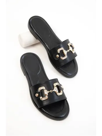 Toha Siyah Cilt Tokalı Terlik Toha Siyah Cilt Tokalı Terlik