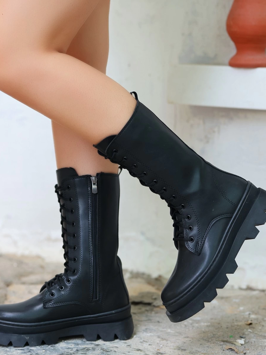 Toir Siyah Cilt Bağcıklı Postal Toir Siyah Cilt Bağcıklı Postal