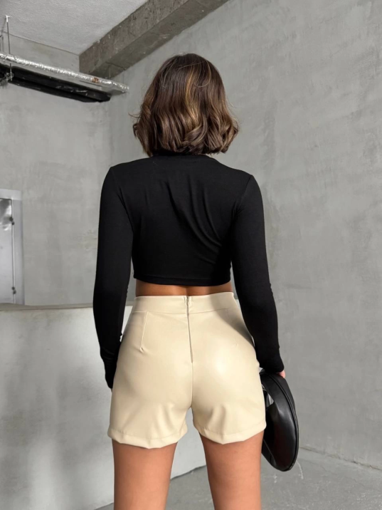 Tokalı deri şort h24444 Tokalı deri şort h24444