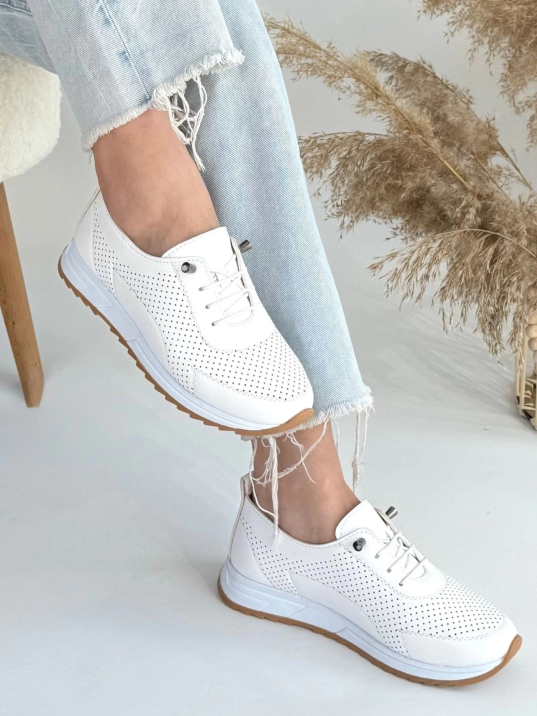 Tone Beyaz Cilt Bağcıklı Spor Ayakkabı Tone Beyaz Cilt Bağcıklı Spor Ayakkabı