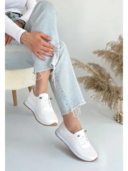 Tone Beyaz Cilt Bağcıklı Spor Ayakkabı Tone Beyaz Cilt Bağcıklı Spor Ayakkabı