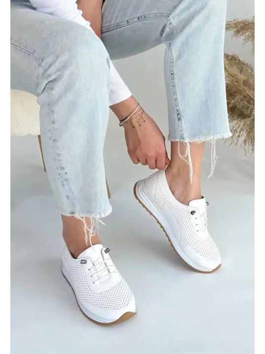 Tone Beyaz Cilt Bağcıklı Spor Ayakkabı Tone Beyaz Cilt Bağcıklı Spor Ayakkabı