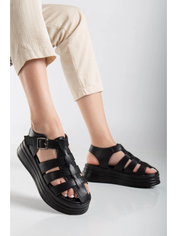 Toten Siyah Cilt Kemerli Sandalet Toten Siyah Cilt Kemerli Sandalet