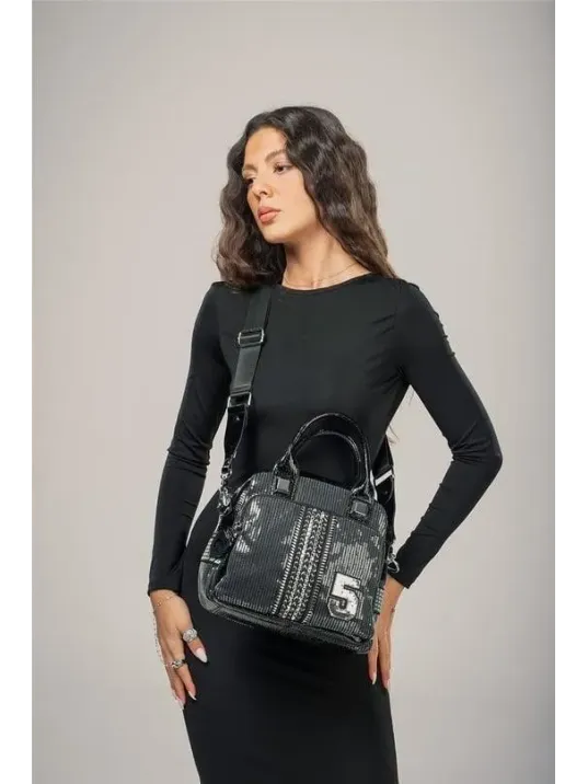 Tuka Siyah Cilt Kol Ve Omuz Çantası Tuka Siyah Cilt Kol Ve Omuz Çantası