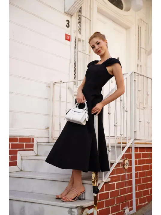 U Yaka Prenses Elbise Siyah S255101