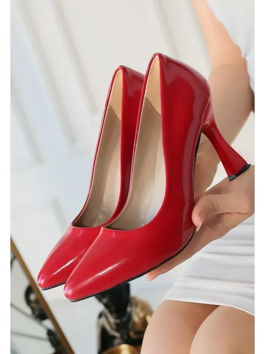 Ulba Kırmızı Rugan Stiletto Ayakkabı Ulba Kırmızı Rugan Stiletto Ayakkabı