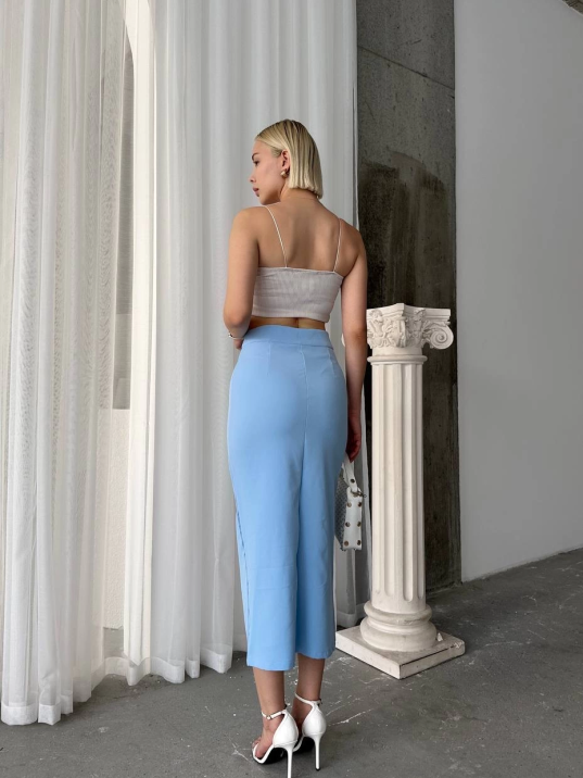 Uzun düğmeli etek Uzun düğmeli etek