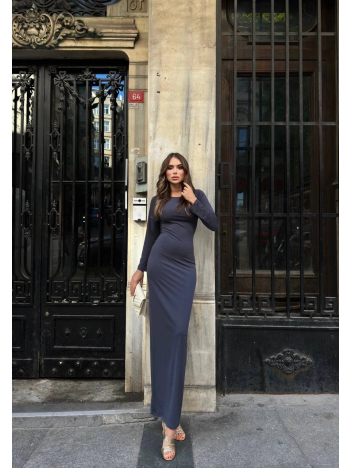 Uzun kollu uzun elbise Uzun kollu uzun elbise