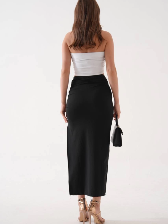 Uzun yırtmaçlı ince kumaş etek siyah Uzun yırtmaçlı ince kumaş etek siyah