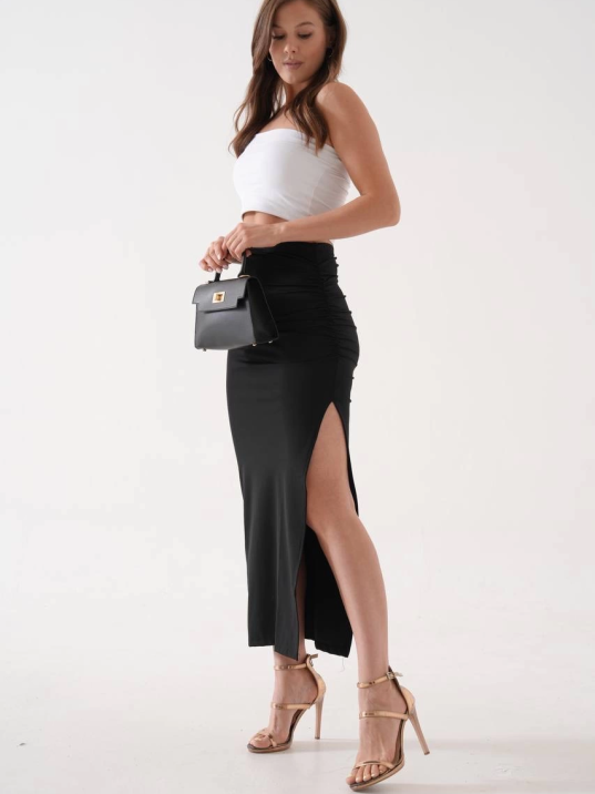 Uzun yırtmaçlı ince kumaş etek siyah Uzun yırtmaçlı ince kumaş etek siyah