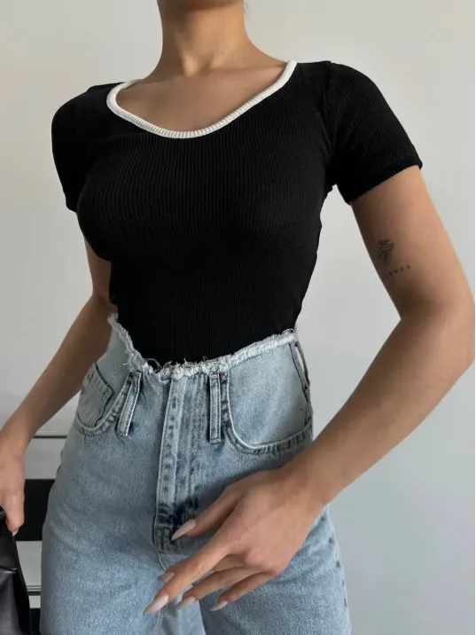 V Yaka Biyeli Bluz V Yaka Biyeli Bluz