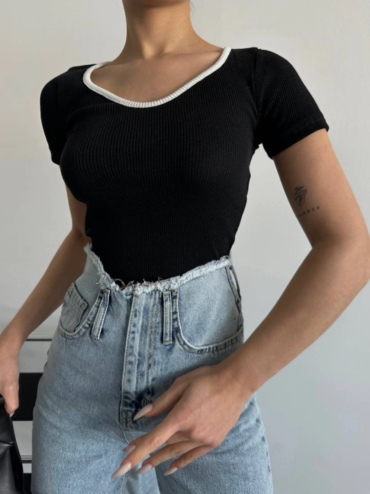 V yaka biyeli bluz V yaka biyeli bluz