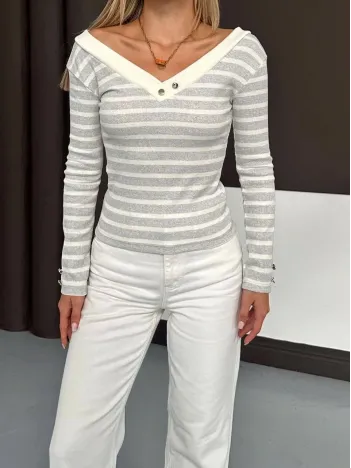 V Yaka Kol Ve Yaka Düğmeli Bluz Gribeyaz A4047