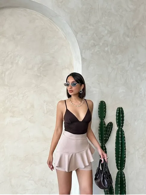 Valonlu Fırfırlı Şort Bej S24683