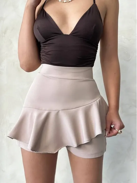 Valonlu Fırfırlı Şort Bej S24683