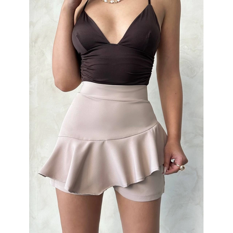 Valonlu fırfırlı şort bej s24683 Valonlu fırfırlı şort bej s24683