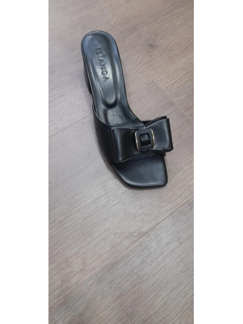 Veor Siyah Cilt Topuklu Terlik Veor Siyah Cilt Topuklu Terlik