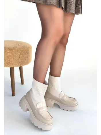 Wanye Bej Cilt Cilt Streçli Bot Wanye Bej Cilt Cilt Streçli Bot