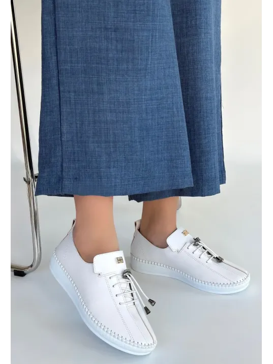 Warte Beyaz Deri Bağcıklı Spor Ayakkabı