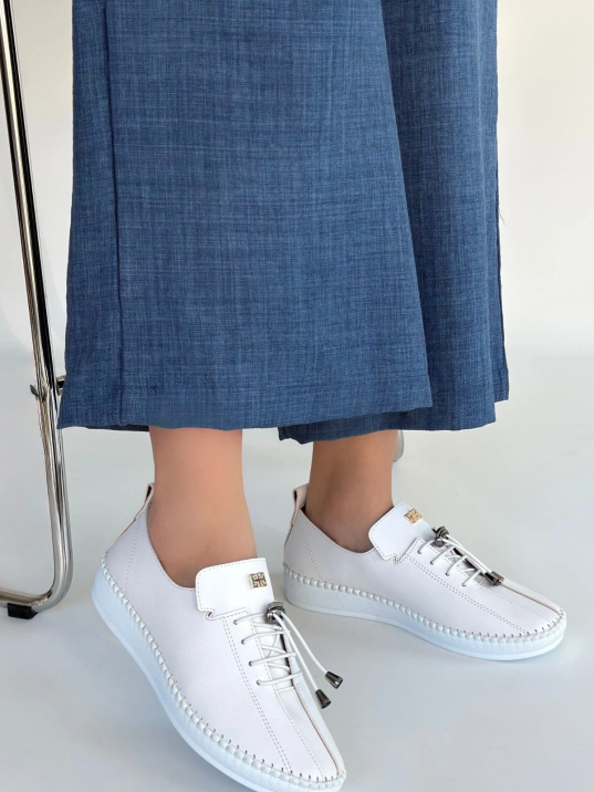 Warte Beyaz Deri Bağcıklı Spor Ayakkabı