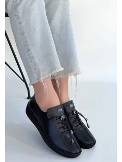 Warte Siyah Deri Bağcıklı Spor Ayakkabı Warte Siyah Deri Bağcıklı Spor Ayakkabı