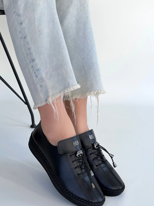 Warte Siyah Deri Bağcıklı Spor Ayakkabı