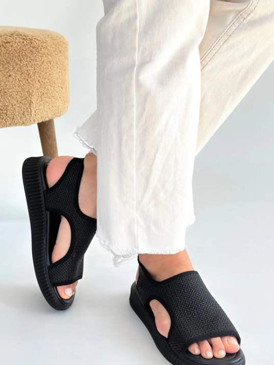 Wayi Siyah Hasır Cilt Sandalet Wayi Siyah Hasır Cilt Sandalet