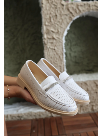 Woni Beyaz Cilt Babet Ayakkabı Woni Beyaz Cilt Babet Ayakkabı