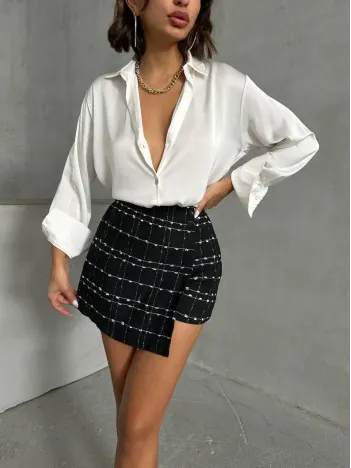 İki Düğmeli Ch Kumaş Şort Etek Siyah H26414