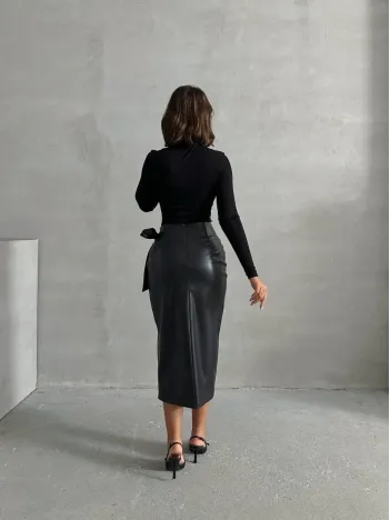 Kuşaklı Uzun Deri Etek Siyah H26414